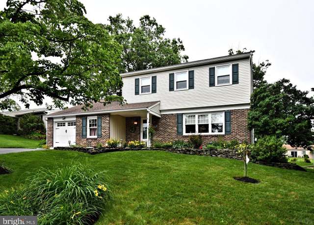 Property at 403 Grenoble Dr, Sellersville, PA 18960, 4 beds, 2.5 baths