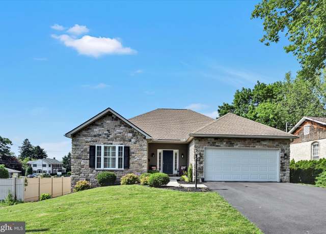 Property at 2028 Arlington St, Camp Hill, PA 17011, 4 beds, 2 baths