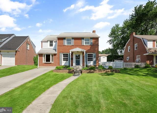 Property at 329 E Magnolia Ave, Aldan, PA 19018, 4 beds, 2 baths