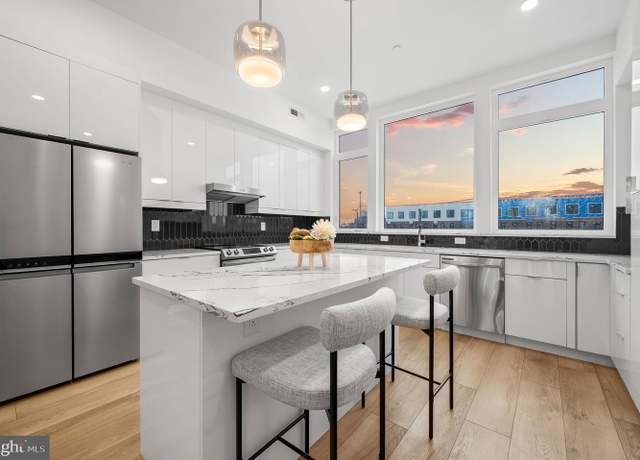 Property at 2201 E Somerset St Unit B3 LOWER, Philadelphia, PA 19134, 3 beds, 2.5 baths
