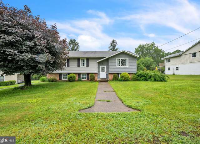 Property at 23 Maple St, Ashland, PA 17921, 3 beds, 2 baths