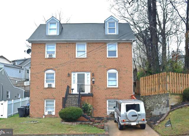 Property at 1932 S Kenmore St, Arlington, VA 22204, 6 beds, 4.5 baths