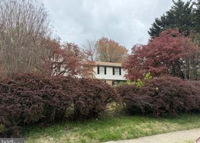 Property at 8410 Amanda Pl, Vienna, VA 22180, 5 beds, 2 baths