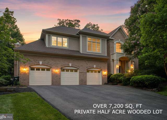 Property at 12016 Creekbend Dr, Reston, VA 20194, 6 beds, 4.5 baths