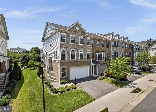 Property at 1543 Kinnaird Ter NE, Leesburg, VA 20176, 4 beds, 3.5 baths