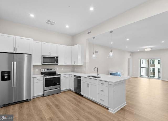 Property at 700 Mount Airy Ter NE Unit 403A, Leesburg, VA 20176, 2 beds, 2 baths