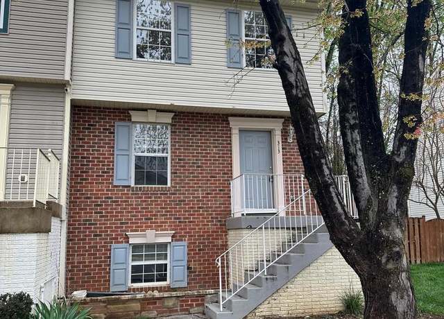 Property at 313 Mews Ct, Stafford, VA 22554, 3 beds, 3 baths
