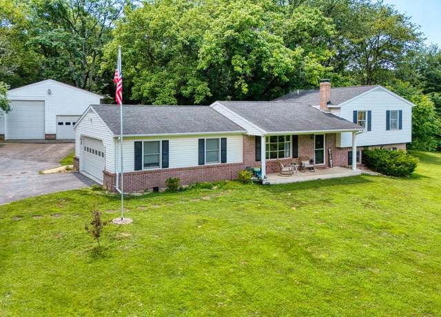Property at 35 Hearthside Dr, Falling Waters, WV 25419, 2 beds, 2.5 baths