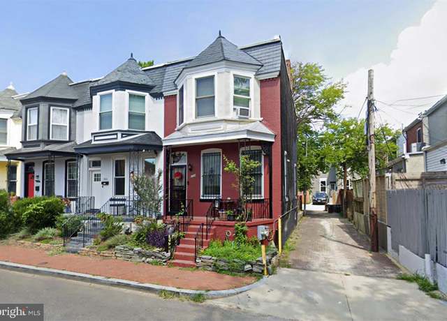 Property at 309 U St NW, Washington, DC 20001, 3 beds, 1.5 baths