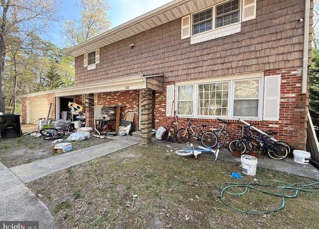Property at 263 Hopewell Rd, Medford, NJ 08055, 5 beds, 2 baths