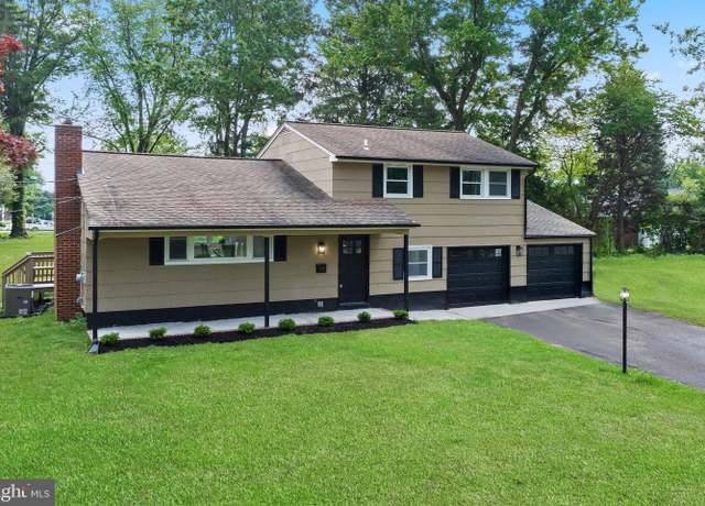 Property at 6 Ryan Rd, Cranbury, NJ 08512, 3 beds, 2 baths