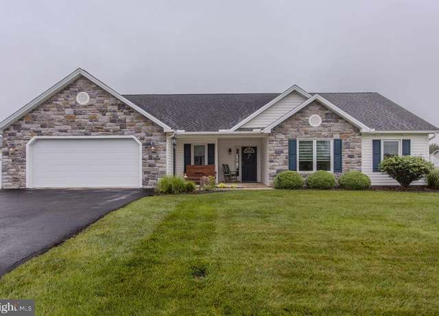 Property at 123 Quentin Cir #9, Shippensburg, PA 17257, 3 beds, 2 baths