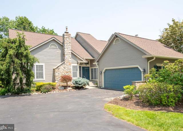 Property at 1760 Oak Hill Dr, Huntingdon Valley, PA 19006, 4 beds, 3.5 baths