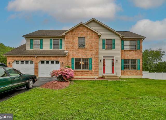 Property at 366 Winter Springs Rd, Nazareth, PA 18064, 4 beds, 2.5 baths