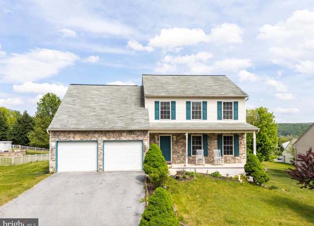 Property at 745 Apple Tree Ln, Mount Wolf, PA 17347, 4 beds, 2.5 baths