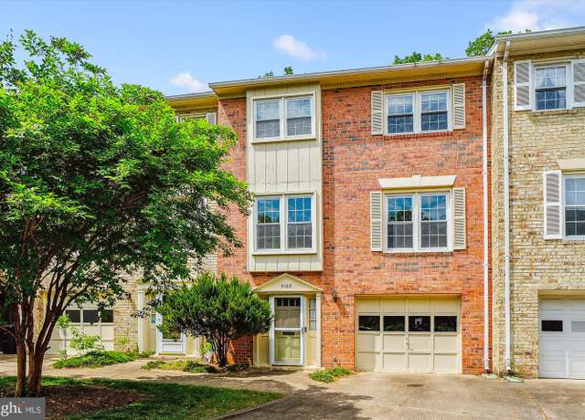 Property at 5105 S 12th Rd S, Arlington, VA 22204, 3 beds, 3.5 baths