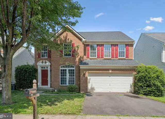 Property at 1025 Riverdale Cir, Culpeper, VA 22701, 4 beds, 3.5 baths