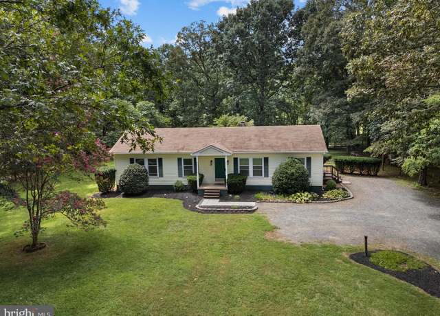 Property at 9134 Green Rd, Warrenton, VA 20187, 3 beds, 2 baths