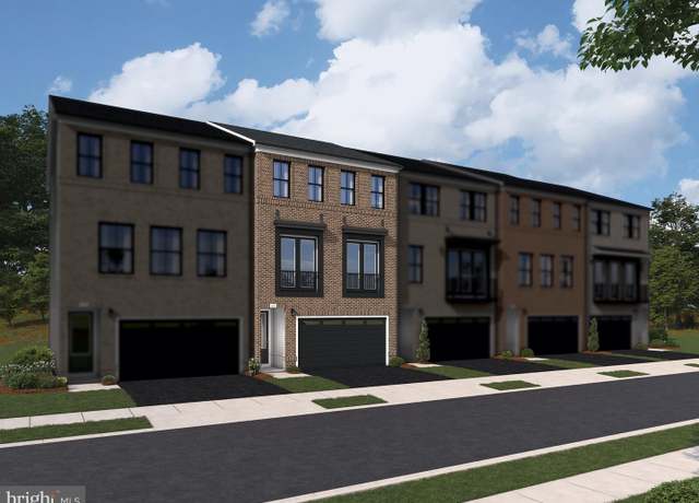 Property at 13726 Aviation Pl, Herndon, VA 20171, 3 beds, 3 baths