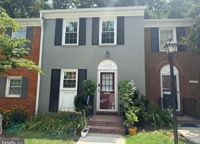 Property at 6627 Burlington Pl, Springfield, VA 22152, 2 beds, 2.5 baths