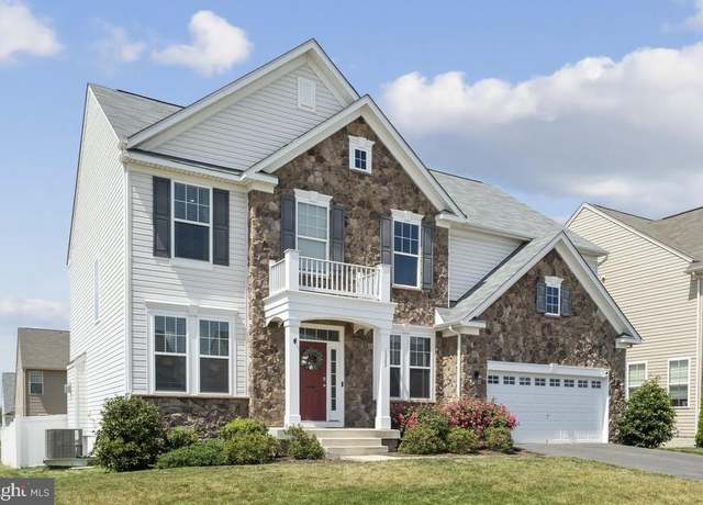 Property at 1925 Captain Dr, Fredericksburg, VA 22408, 5 beds, 3.5 baths