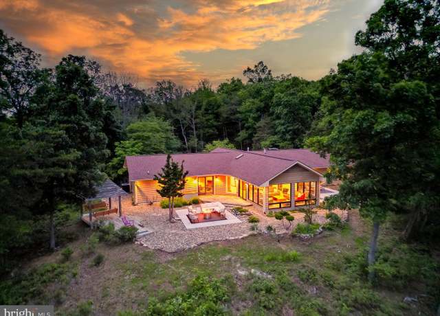 Property at 302 Fox Run Rd, Wardensville, WV 26851, 3 beds, 2.5 baths