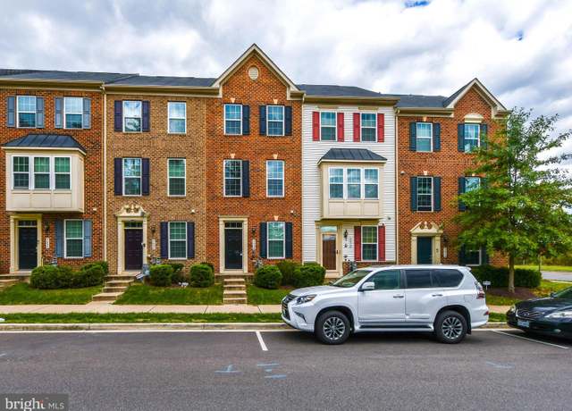 Property at 5608 Glover Park Dr, Upper Marlboro, MD 20772, 2 beds, 2.5 baths