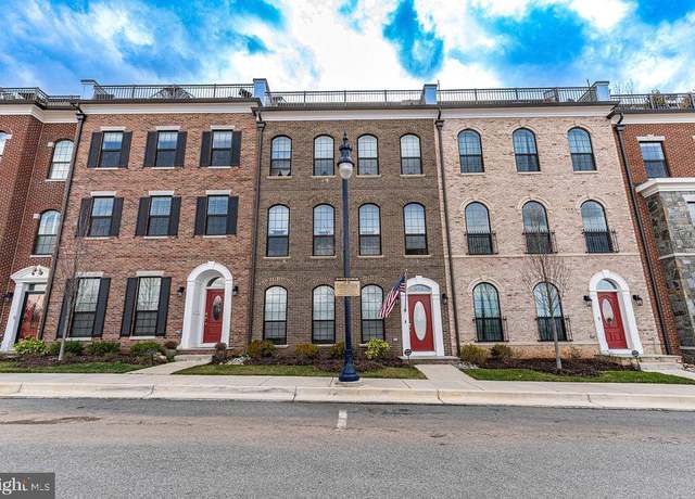 Property at 518 Triggerfish Dr, Oxon Hill, MD 20745, 4 beds, 4.5 baths