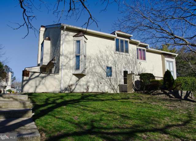 Property at 5 Greate Bay Dr, Somers Point, NJ 08244, 2 beds, 2.5 baths