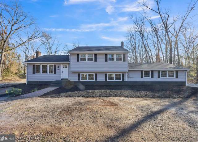Property at 404 Kentucky Trl, Browns Mills, NJ 08015, 4 beds, 2.5 baths