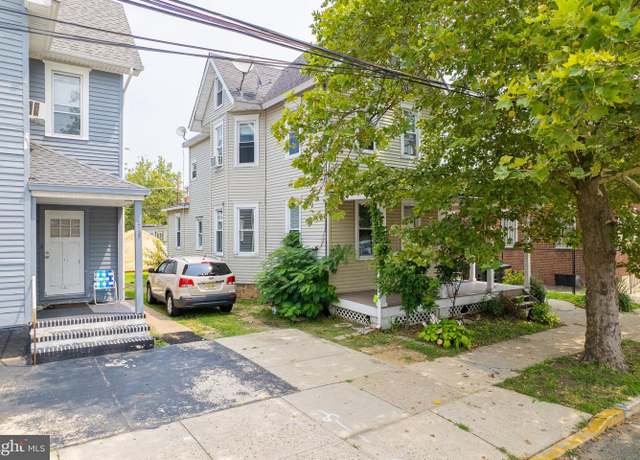 Property at 121 Bridgeboro St, Riverside, NJ 08075, 5 beds