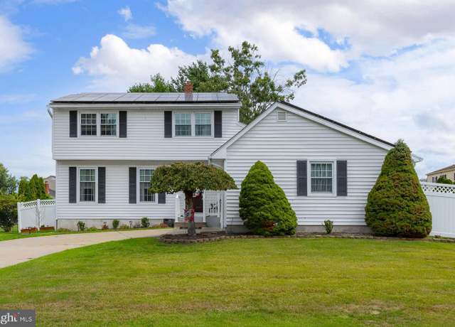 Property at 157 Golfview Dr, Sewell, NJ 08080, 3 beds, 1.5 baths