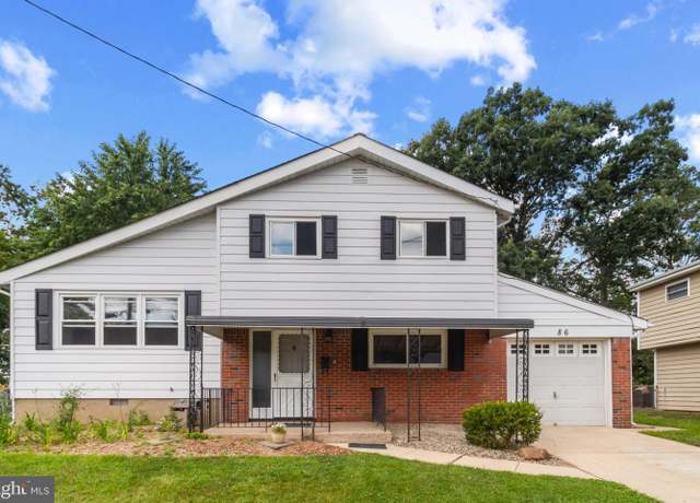 Property at 86 Mark Twain Dr, Hamilton, NJ 08690, 4 beds, 1.5 baths