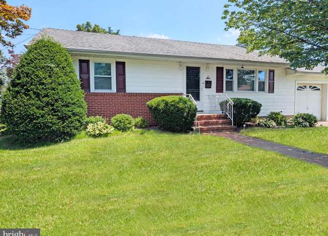 Property at 6 Alton Rd, Hamilton, NJ 08619, 3 beds, 1.5 baths