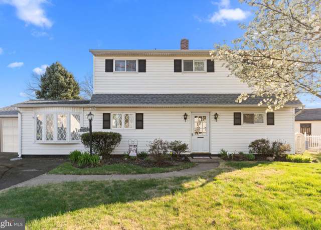 Property at 61 N Northcourt Ln, Levittown, PA 19054, 6 beds, 2 baths