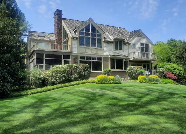 Property at 38 Bridge One Ln, Point Pleasant, PA 18950, 4 beds, 5.5 baths