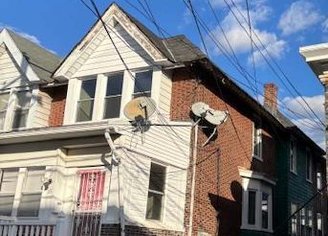 Property at 15 Sellers Ave, Upper Darby, PA 19082, 5 beds