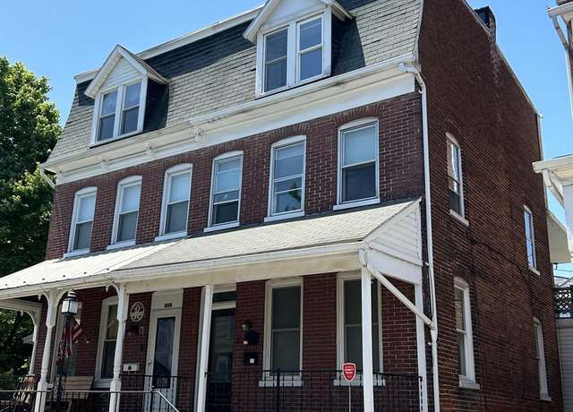 Property at 816 Latimer St, York, PA 17404, 4 beds, 2 baths
