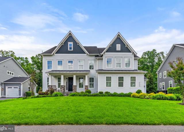 Property at 41131 Hickory Hedge Pl, Aldie, VA 20105, 6 beds, 6.5 baths