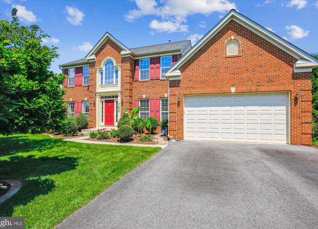 Property at 7229 Antares Dr, Gaithersburg, MD 20879, 5 beds, 3.5 baths
