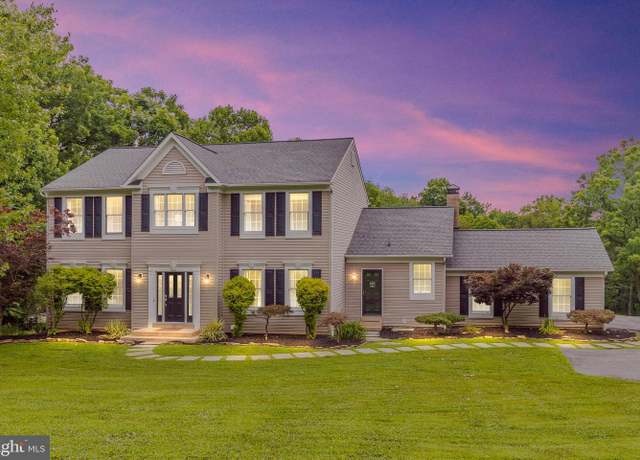 Property at 25217 Woodfield School Rd, Gaithersburg, MD 20882, 5 beds, 4 baths