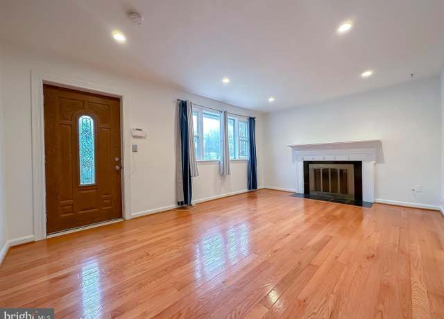 Property at 8432 Ravenswood Rd, New Carrollton, MD 20784, 4 beds, 3 baths