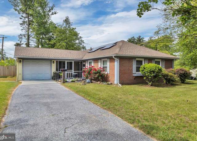 Property at 96 Messenger Ln, Willingboro, NJ 08046, 3 beds, 2 baths