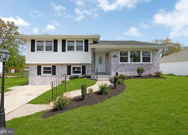 Property at 523 Douglas Dr, Cherry Hill, NJ 08034, 3 beds, 1.5 baths