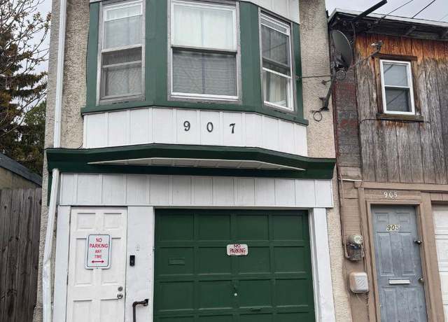 Property at 907 Birch St, Reading, PA 19604, 3 beds, 1 bath