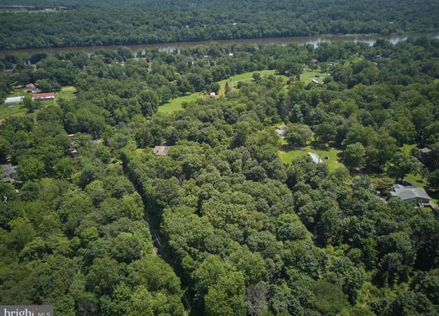 Property at 270 Aqueduct Rd, Washington Crossing, PA 18977