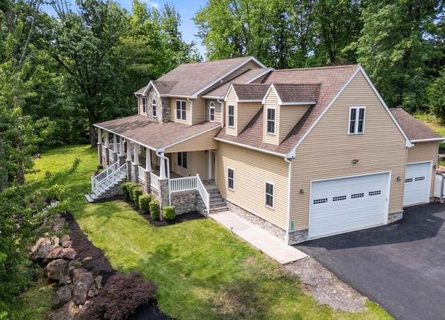 Property at 3137 Laughead Ln, Garnet Valley, PA 19060, 4 beds, 3.5 baths