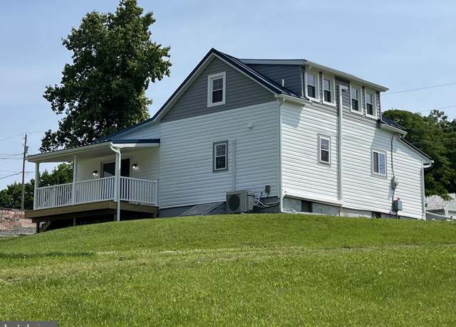 Property at 15125 Maryland Line Rd, Greencastle, PA 17225, 3 beds, 2 baths