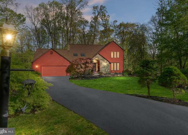 Property at 125 Collins Ln, Schwenksville, PA 19473, 3 beds, 2.5 baths