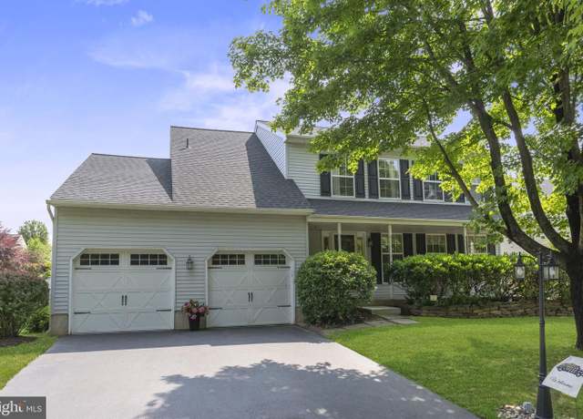 Property at 156 Abbey Dr, Royersford, PA 19468, 4 beds, 2.5 baths